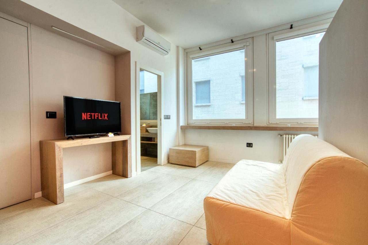 Apartment Passarella 4 Milan Bagian luar foto