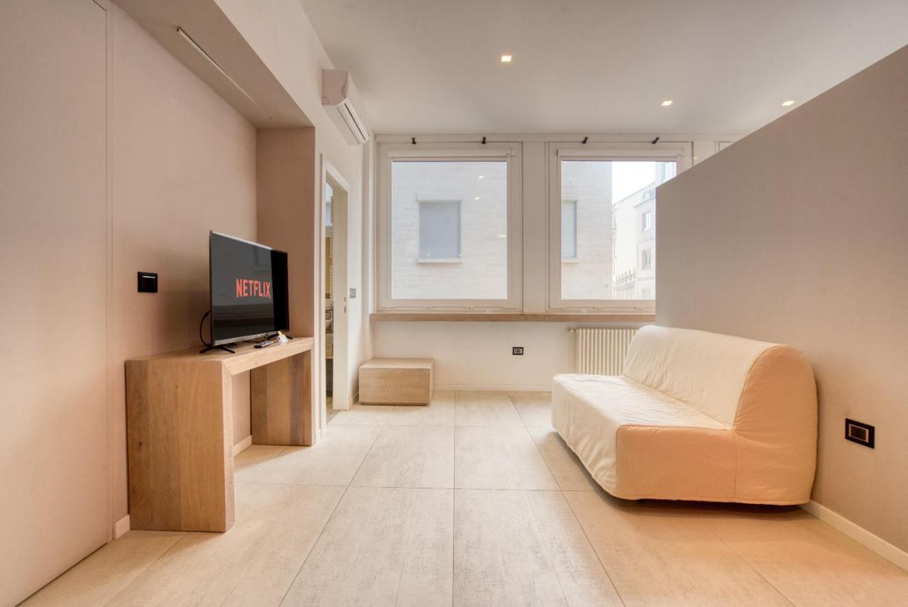 Apartment Passarella 4 Milan Bagian luar foto