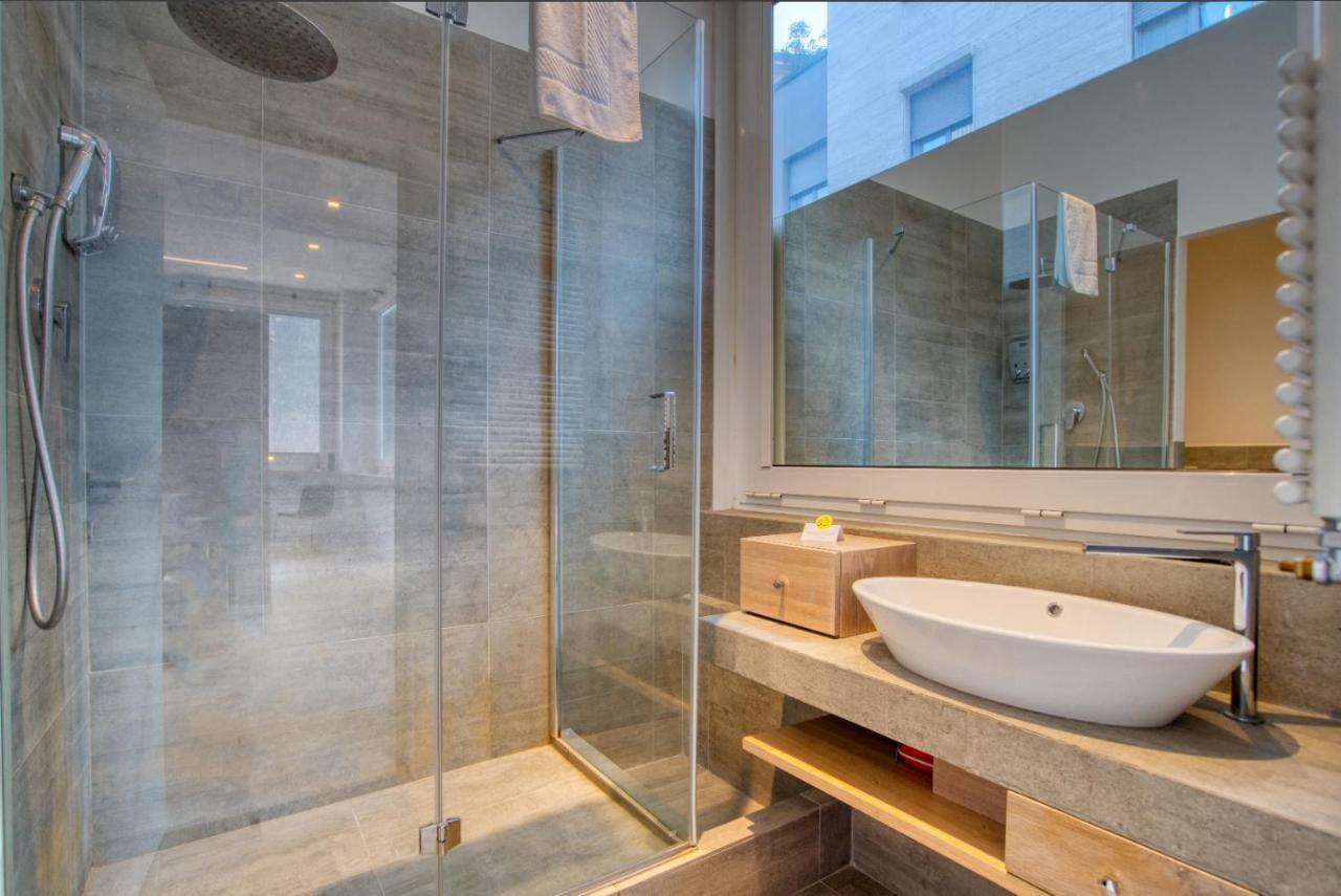 Apartment Passarella 4 Milan Bagian luar foto